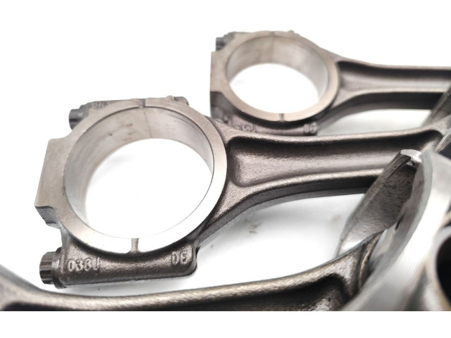 Píst CGLC Audi A5 8T 8F CGLC