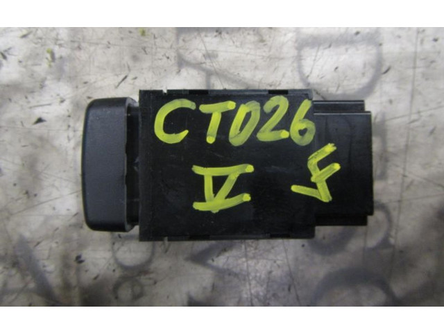 Блок управления Mitsubishi Grandis