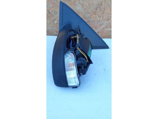 Зеркало электрическое Skoda Fabia Mk3 (NJ) 2015 - 2021 года