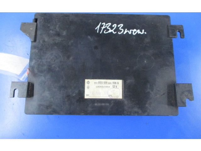 Блок предохранителей 443855109009, 443855109009 Skoda Favorit (781)