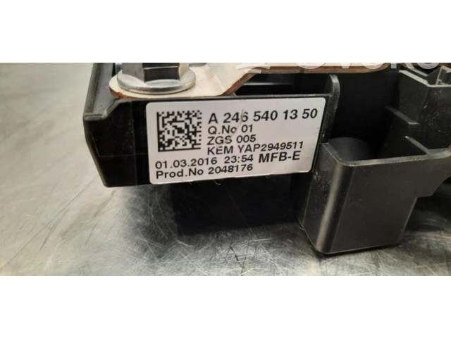   Pojistková skříňka A2465401350   Infiniti Q30 2016