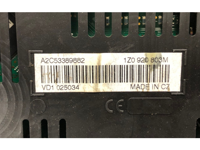 Панель приборов 1Z0920803M, A2C53389882 Skoda Octavia Mk2 (1Z)