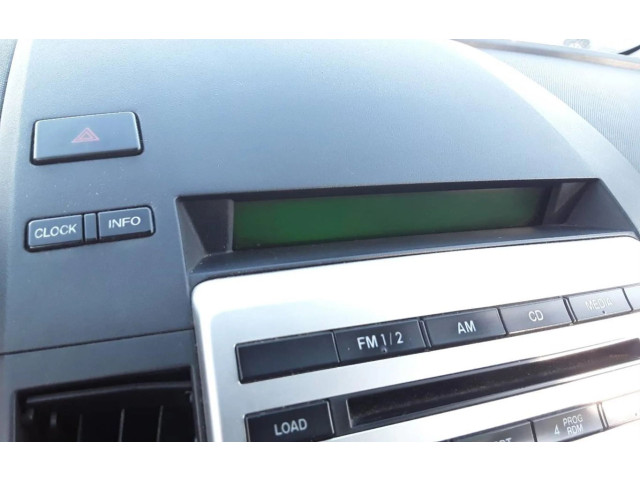 Дисплей       Mazda 5