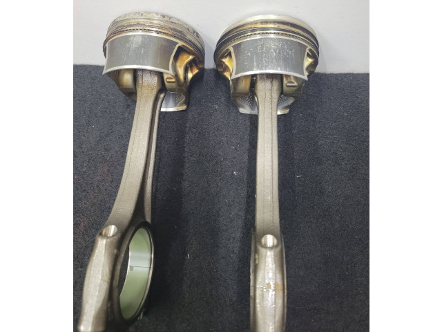 Píst 84L157, R6MK   Audi Q7 4M     