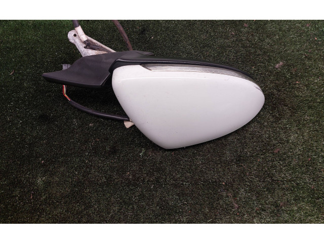 Зеркало электрическое Volkswagen Golf VII 2013 - 2019 года