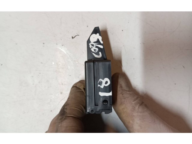 Блок управления 28227917   Volvo V70