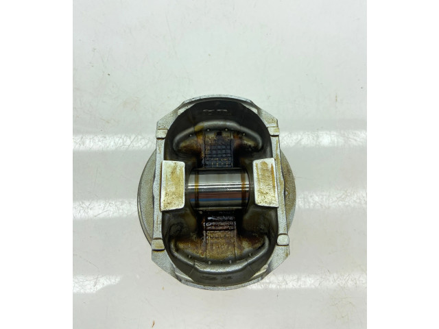  Поршень EJ20 12006AA920, 12006AD000  Subaru Forester SF  