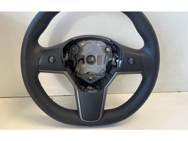 Руль Tesla Model 3 2017 - года 1490214CNB, 8002838