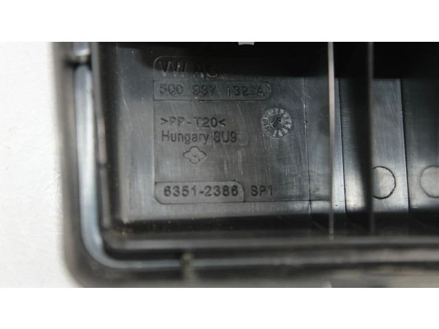 Pojistková skříňka Řídící jednotka BSM 5Q0937132A   Seat Leon (5F) 2018