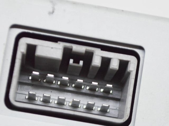 Преобразователь напряжения