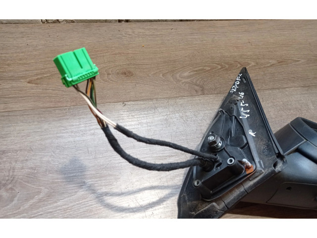 Зеркало электрическое Volvo V70 2005 - 2008 года