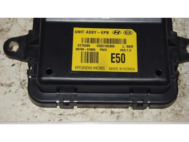 Блок управления 59790-E4500   KIA Sorento