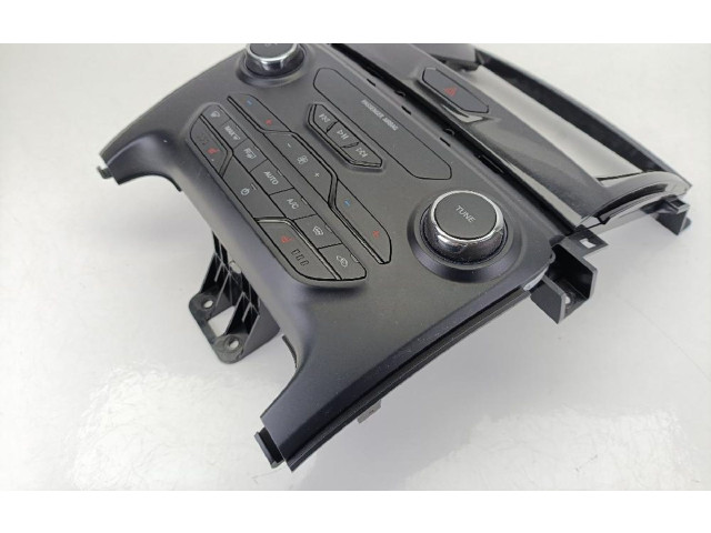 Блок управления климат-контролем LB3T18E245 Ford Ranger