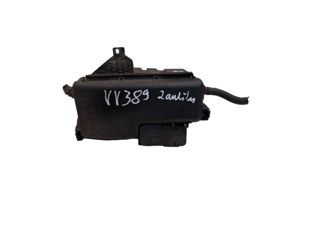 Блок предохранителей  30728132, 30728133   Volvo XC90    