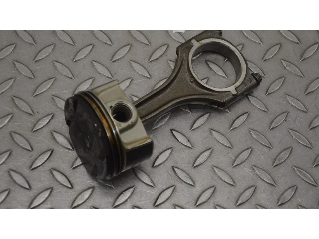 Píst 400A4464 Porsche 911 991 MDC.HA