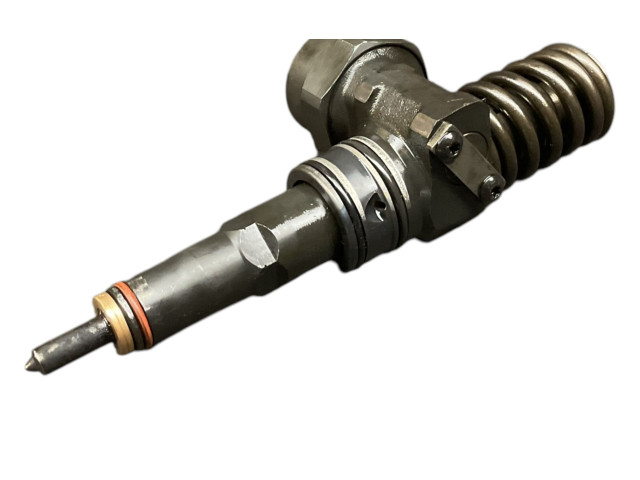 Форсунка 038130073F, 0414720007    Volkswagen PASSAT B6   