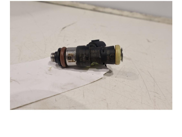 Vstřikovač 0280158831 Volkswagen PASSAT B7 CDG