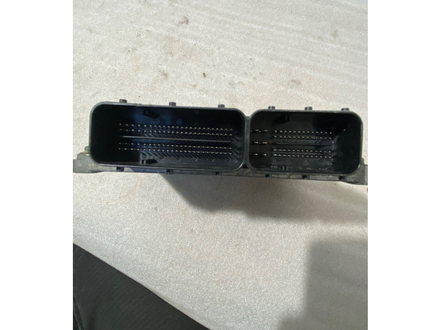 Блок управления двигателя 55578719, 86AAAK2102059005 Opel Meriva B