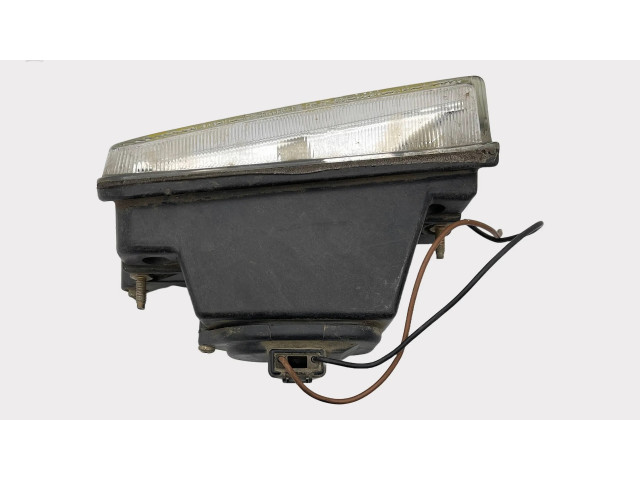 Передняя противотуманная фара