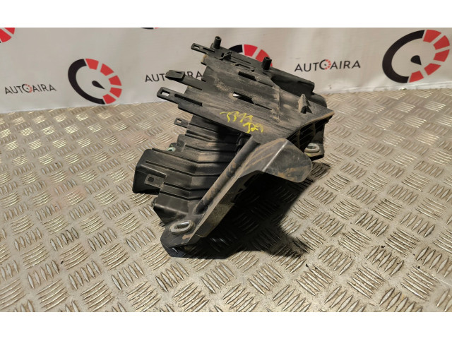 Блок предохранителей 68251775AA Jeep Grand Cherokee