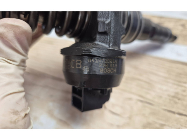 Форсунка 038130073AR, 038130073    Audi A6 S6 C5 4B   