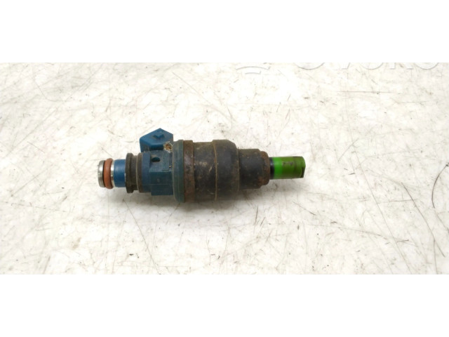 Форсунка INP068 Mitsubishi Colt 4G13