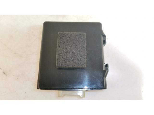 Блок управления климат-контролем 0773001771 Mitsubishi Space Gear