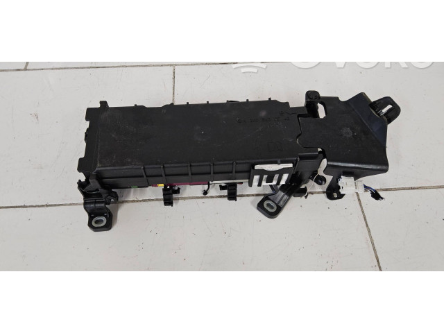 Блок предохранителей A2465400040 Mercedes-Benz A W176