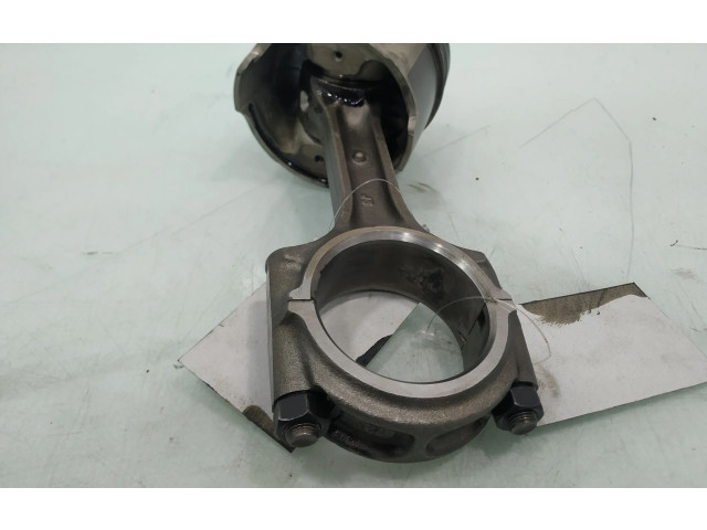 Píst C54 KIA Carnival pro naftový motor 2.9