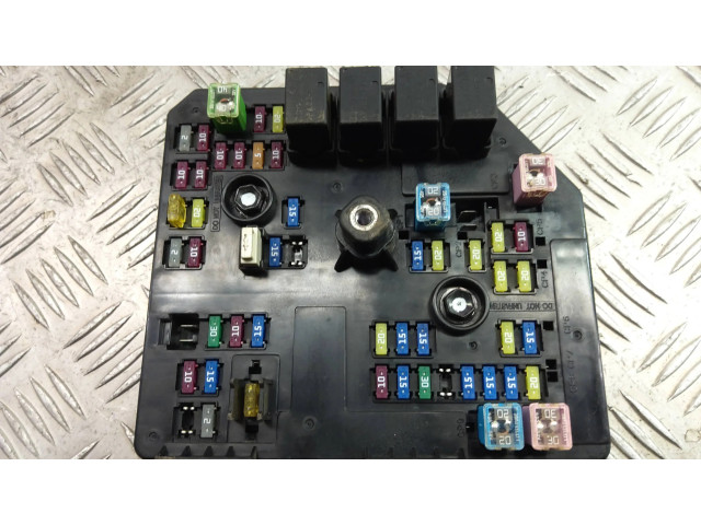 Блок предохранителей 95903657   Chevrolet Captiva    