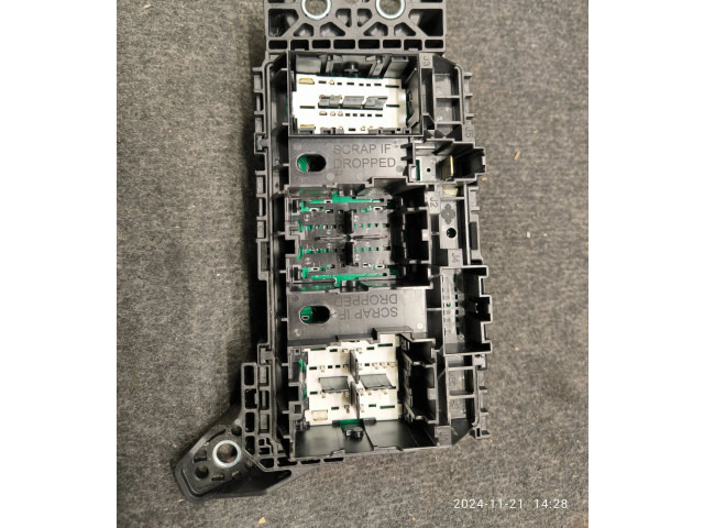 Блок предохранителей 68347016AD, 5533552799   Jeep Grand Cherokee WL    