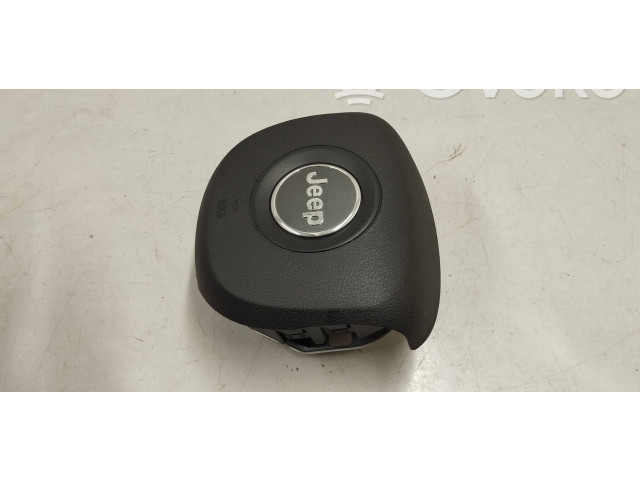 Подушка безопасности водителя 13393369 Jeep Grand Cherokee