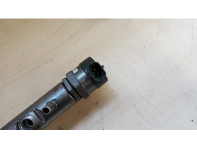 Топливная рампа 35022119G   Jeep Grand Cherokee 3.0 