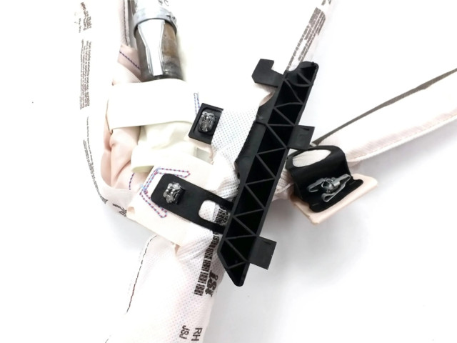 Боковая подушка безопасности 82G880742D Audi A1