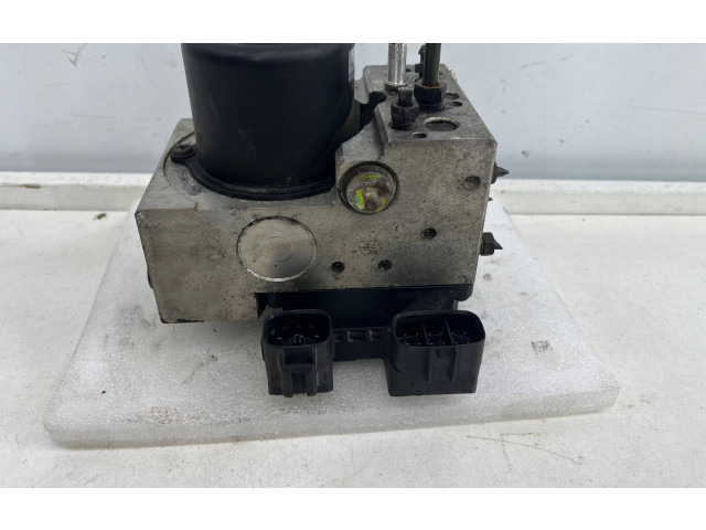 Блок АБС 44540-53010 Lexus IS 200-300 1999 - 2005 года