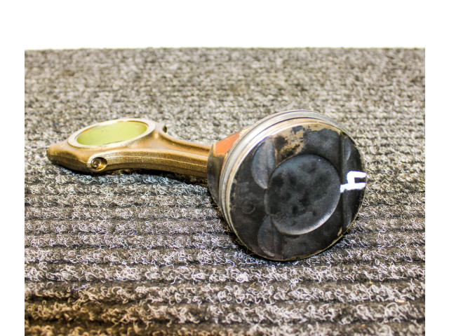 Píst 06M100C Audi Q5 SQ5 CWGD