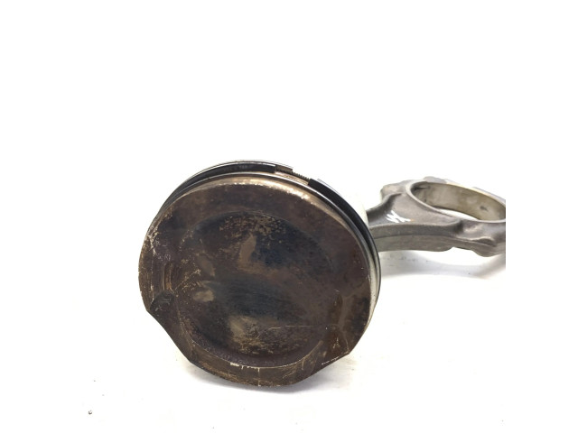 Píst 7647339 BMW 7 F01 F02 F03 F04 pro benzínový motor 4.4 N63 B44 B