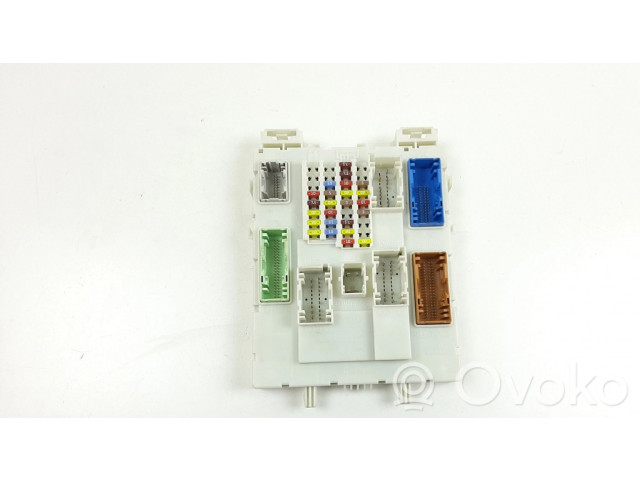 Блок предохранителей DV6T14A073RL, M3526   Ford Transit -  Tourneo Connect    