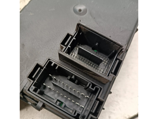   Pojistková skříňka 00517986150, 28122166   Fiat Punto (199) 2008