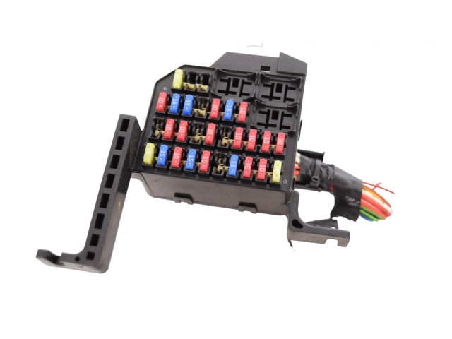 Блок предохранителей 8295234070 SsangYong Korando