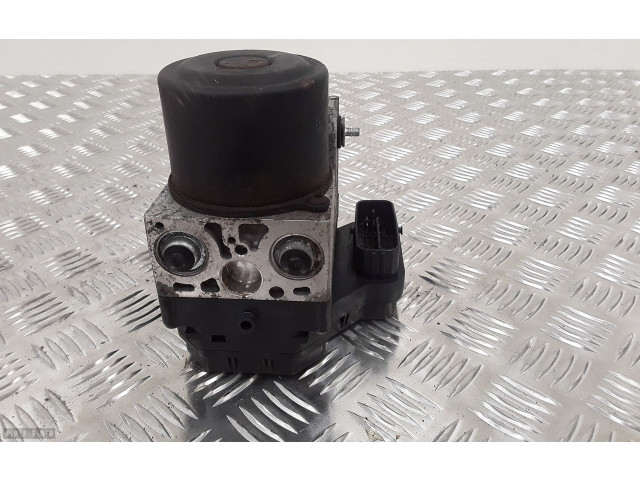 Блок АБС Mn102452   Mitsubishi  L200  1996 - 2006 года