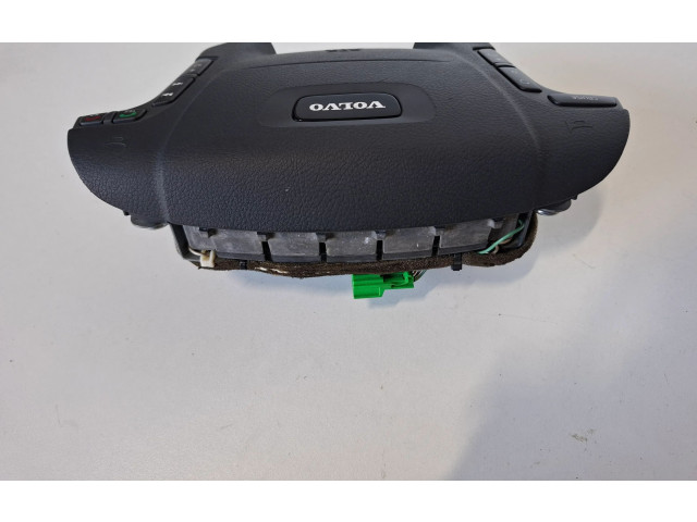 Подушка безопасности водителя 8626845 Volvo V70