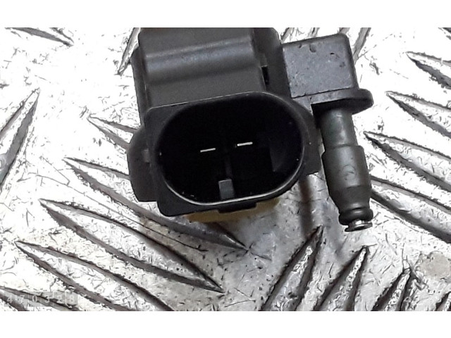 Vstřikovač 03L130277, 0445116030   Volkswagen Tiguan     