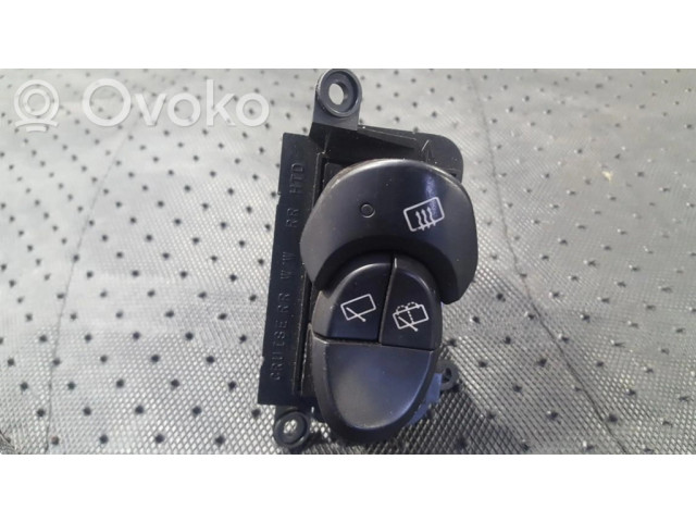 Включатель обогрева стекла с помощью электричества