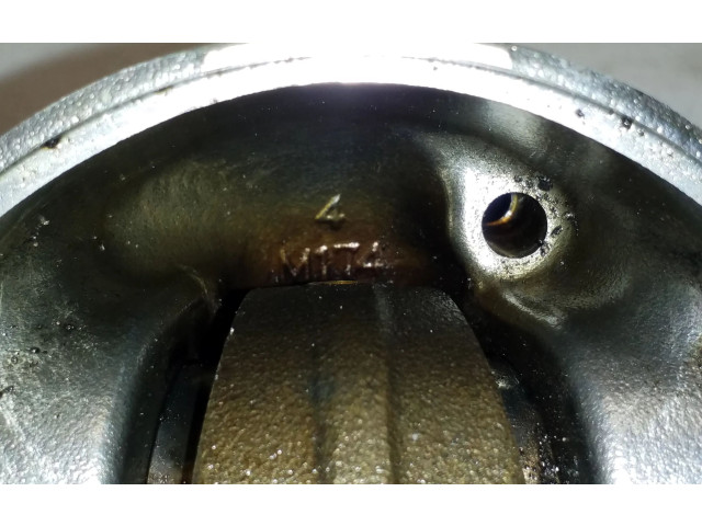 Поршень с шатуном 4n14 M174 Mitsubishi Outlander