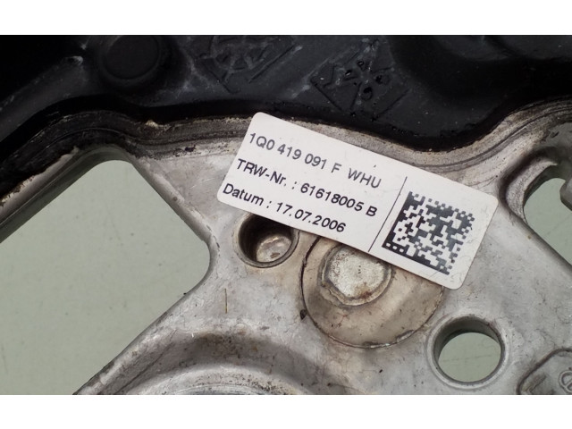 Руль Volkswagen Golf Plus 2005 - 2013 года 1Q0419091F, 1K0419081M