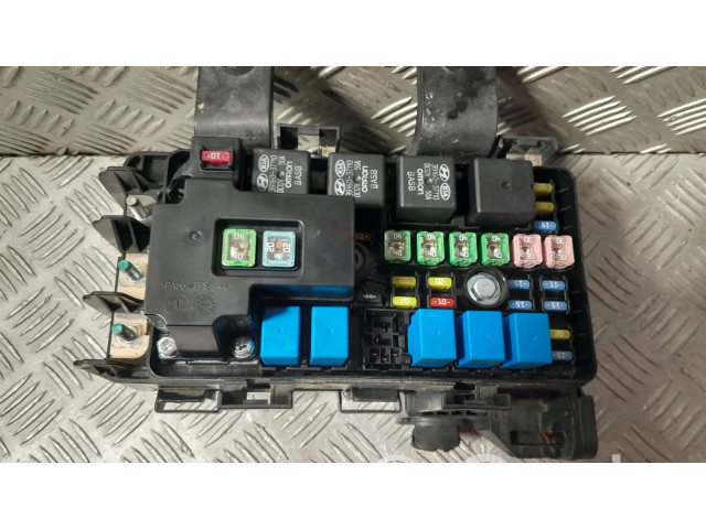 Блок предохранителей  919503K540   Hyundai Sonata    