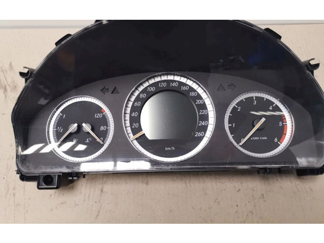 Přístrojová deska Mercedes-Benz C W204 2007 A2045403048, A2045403048