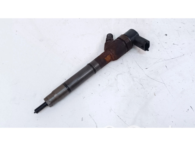 Vstřikovač 338002A800, 0445110411 Hyundai ix35 pro naftový motor 1.7