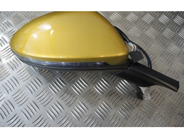 Зеркало электрическое Volkswagen Golf VII 2013 - 2019 года